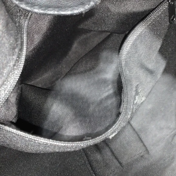 Bueno black faux leather ruffled tier shoulder bag - Picture 5 of 8